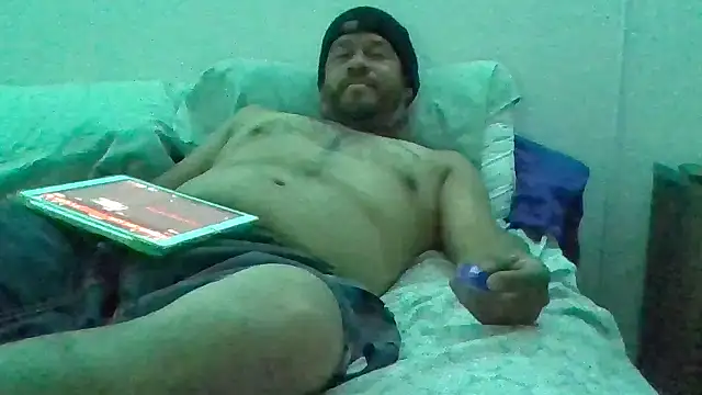 Snapshot of tonyxxx08 chatting on November 14, 2025, 6:12 am tonyxxx08 online show from November 14, 2025, 6:12 am