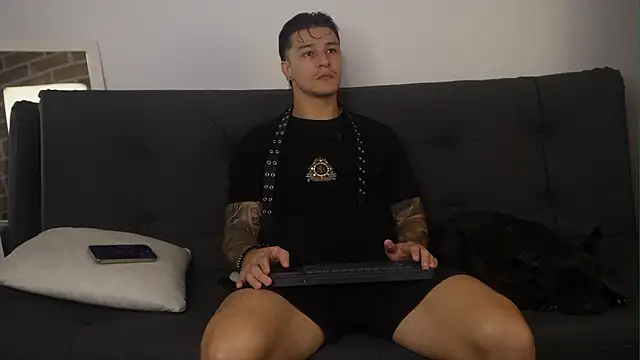 Snapshot of Dominick_walker chatting on February 16, 2026, 6:37 pm Dominick walker online show from February 16, 2026, 6:37 pm