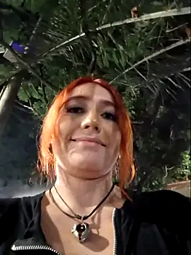 EvelynCrow  online show from October 19, 2025, 1:17 am