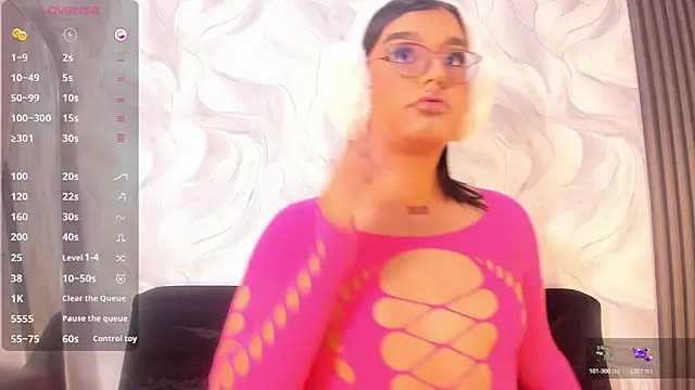 xkaty grey online show from April 19, 2026, 9:17 pm