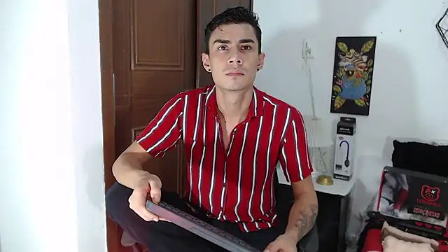 DavidFord2425 online show from October 17, 2025, 5:26 pm