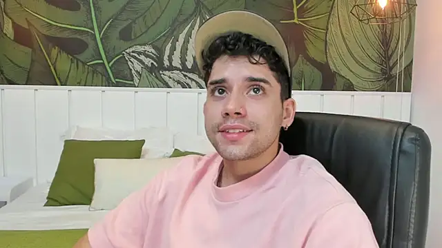 Mike montoya01 online show from November 13, 2025, 3:55 pm