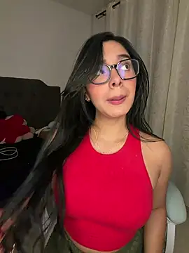 MiaSofia   online show from May 1, 2026, 5:12 am
