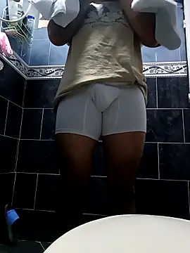 Snapshot of Polito456 chatting on October 16, 2025, 7:15 pm Polito456 online show from October 16, 2025, 7:15 pm