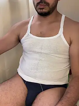 Handsome8677 online show from April 12, 2026, 8:08 am