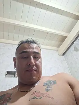 Rueditasss online show from March 11, 2026, 2:06 am