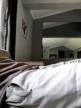 dddickplace online show from November 12, 2025, 6:47 am