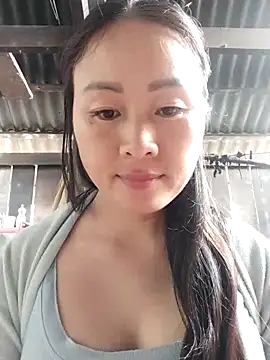 Spring-mky online show from November 5, 2025, 3:39 am