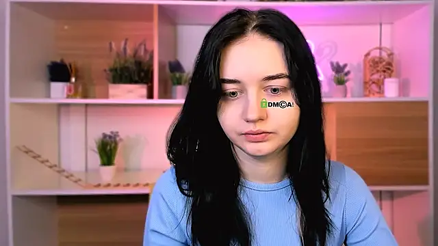 miki ti online show from December 14, 2025, 6:19 am