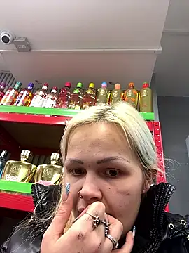 CherryXOX- online show from January 18, 2026, 4:55 pm