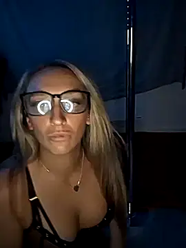 xx spiceycouple xx online show from March 17, 2026, 8:56 pm