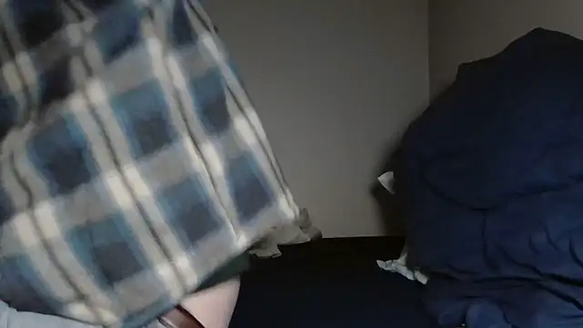 Snapshot of TyKindaNasty chatting on April 10, 2026, 9:30 pm TyKindaNasty online show from April 10, 2026, 9:30 pm