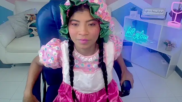 Miagreys1 online show from October 31, 2025, 11:55 am