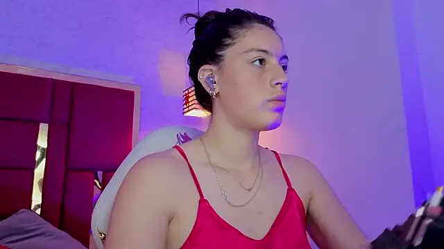 moon winy online show from March 23, 2026, 11:36 am