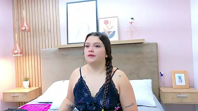 Tessa Stone online show from January 15, 2026, 1:54 am