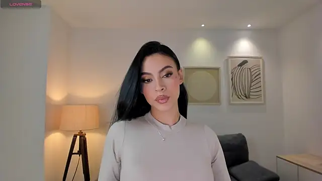 ChristineFord  online show from April 1, 2026, 12:06 pm