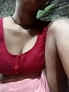 Snapshot of Hot_Lilly02 chatting on October 17, 2025, 11:40 pm Hot Lilly02 online show from October 17, 2025, 11:40 pm