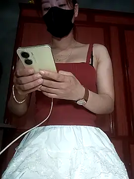 Minimum68 online show from October 16, 2025, 3:35 pm