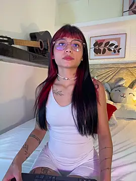 Emma duff online show from April 8, 2026, 7:36 pm