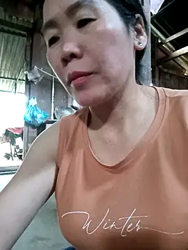 tabby-cat11 online show from November 11, 2025, 9:20 am