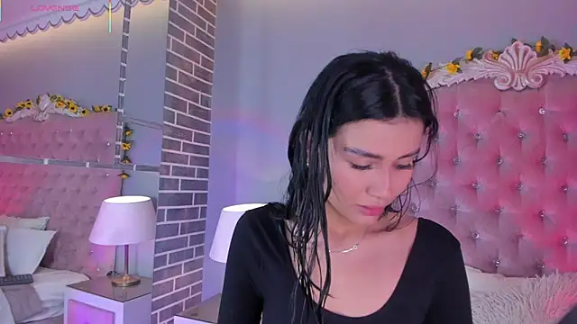 TanyaBello online show from March 28, 2026, 12:21 am