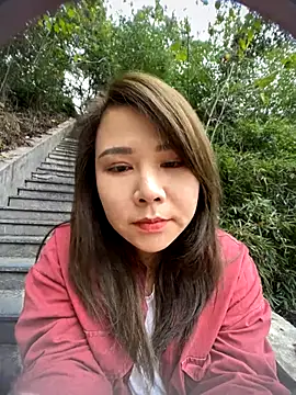 Snapshot of Alice9988 chatting on November 9, 2025, 8:23 am Alice9988 online show from November 9, 2025, 8:23 am