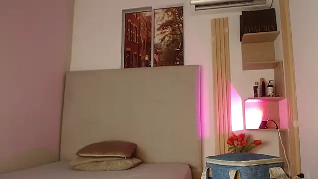 miel alisha online show from April 1, 2026, 4:26 pm