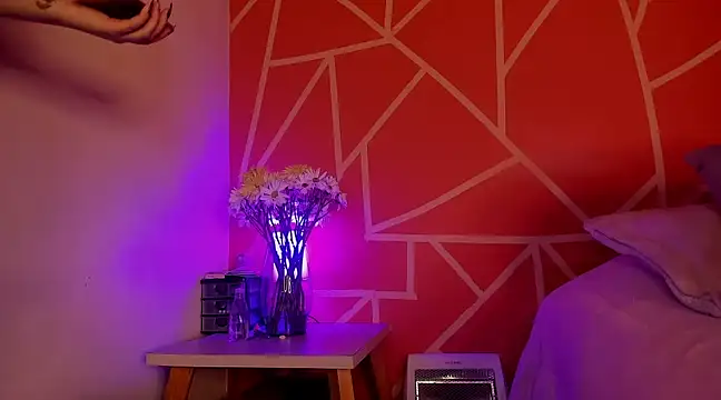 Snapshot of Violetafetish-dirty chatting on March 6, 2025, 1:37 am Violetafetish-dirty online show from March 6, 2025, 1:37 am