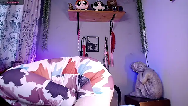 Violetafetish-dirty online show from April 22, 2026, 3:09 am