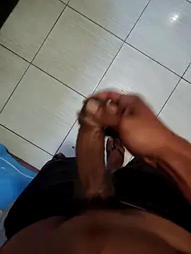 Snapshot of Marcelomhms chatting on October 20, 2025, 8:20 pm Marcelomhms online show from October 20, 2025, 8:20 pm