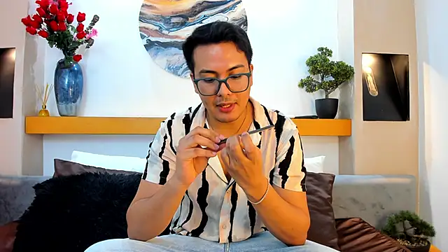 JohnBelRose online show from November 6, 2025, 7:26 pm