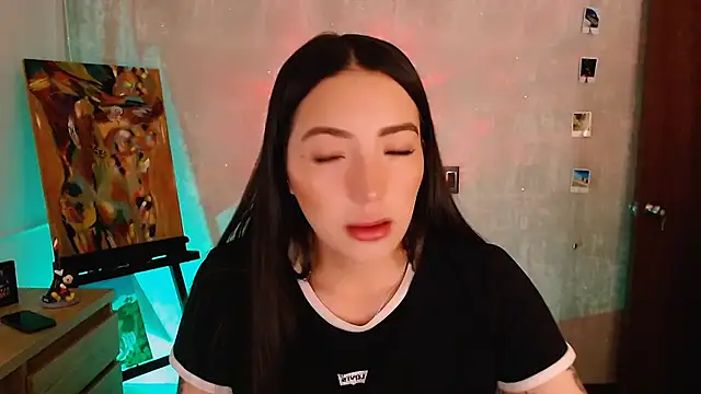 Snapshot of natval6 chatting on February 11, 2026, 10:31 am natval6 online show from February 11, 2026, 10:31 am