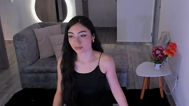 Snapshot of BritanyLnx chatting on March 31, 2026, 10:21 pm BritanyLnx online show from March 31, 2026, 10:21 pm