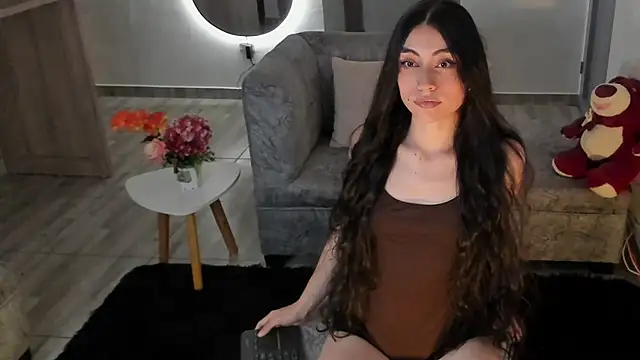 Snapshot of BritanyLnx chatting on April 13, 2026, 12:16 am BritanyLnx online show from April 13, 2026, 12:16 am