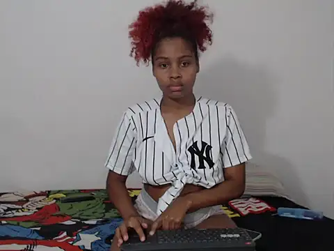 kataleya2021 online show from April 9, 2026, 10:48 pm