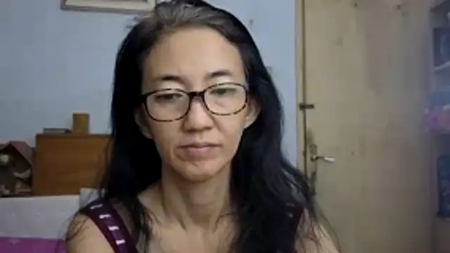 princessD077 online show from June 12, 2026, 4:39 pm