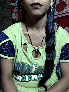 Itz Aisha   online show from November 9, 2025, 6:01 am