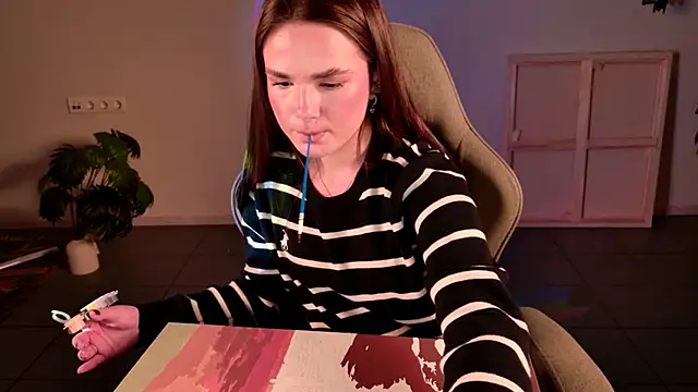 May Bloom online show from November 6, 2025, 10:49 am