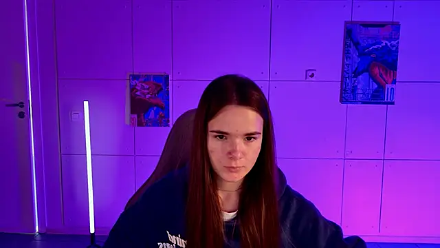 May Bloom online show from November 9, 2025, 9:18 am