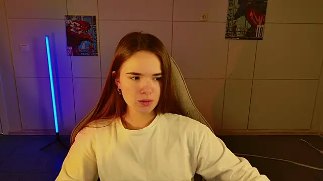 May Bloom online show from November 11, 2025, 9:20 am