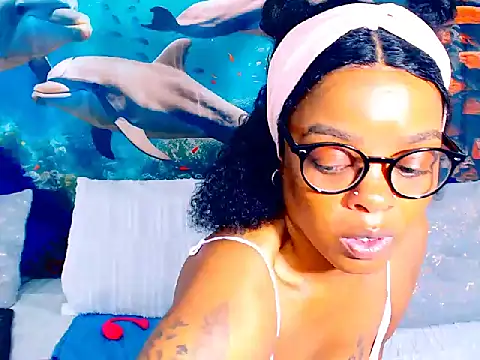 Cherrybootyjoy online show from November 29, 2025, 5:32 am
