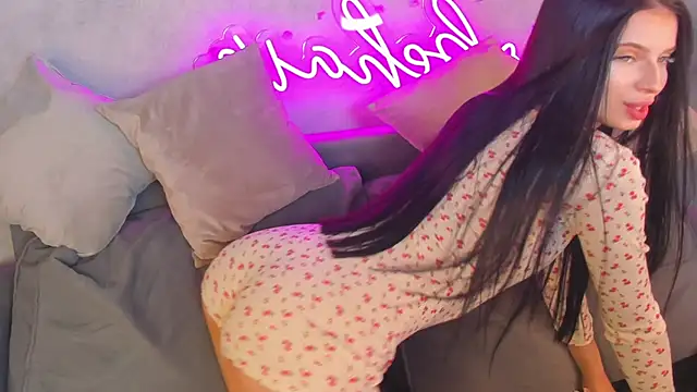 Snapshot of Eva_Mayers chatting on November 14, 2025, 12:42 am Eva Mayers online show from November 14, 2025, 12:42 am