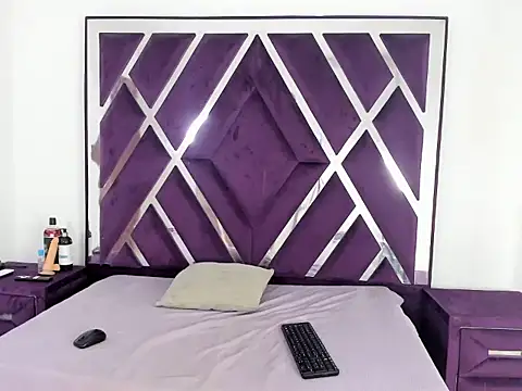 valentinaasm online show from November 21, 2025, 12:26 pm