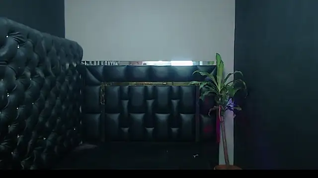  camila trans  online show from February 8, 2026, 8:51 am