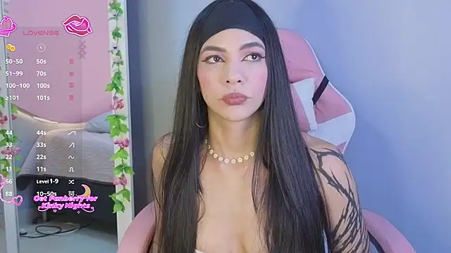 Snapshot of lulu_wonder chatting on May 26, 2026, 8:49 pm lulu wonder online show from May 26, 2026, 8:49 pm