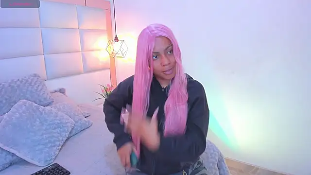 Sofia clk online show from February 17, 2026, 3:14 am