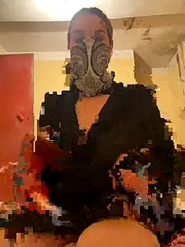 SaraChouchou online show from October 22, 2025, 10:20 pm