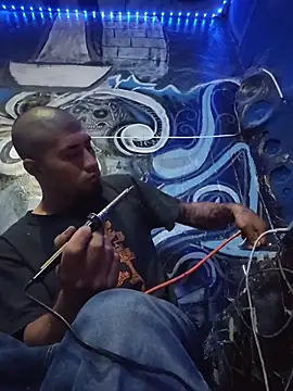 vergueo3 online show from March 2, 2026, 7:21 pm