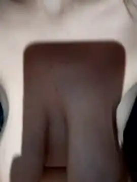 Loveyoudearxq online show from December 5, 2025, 6:37 pm