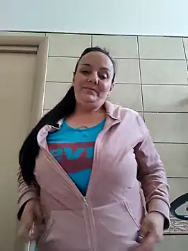 Snapshot of Annalyluky chatting on October 18, 2025, 10:27 am Annalyluky online show from October 18, 2025, 10:27 am